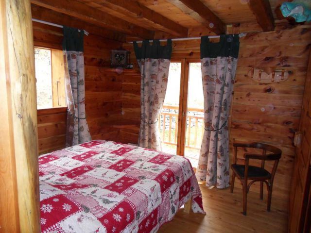chambre 2 avec douche et WC